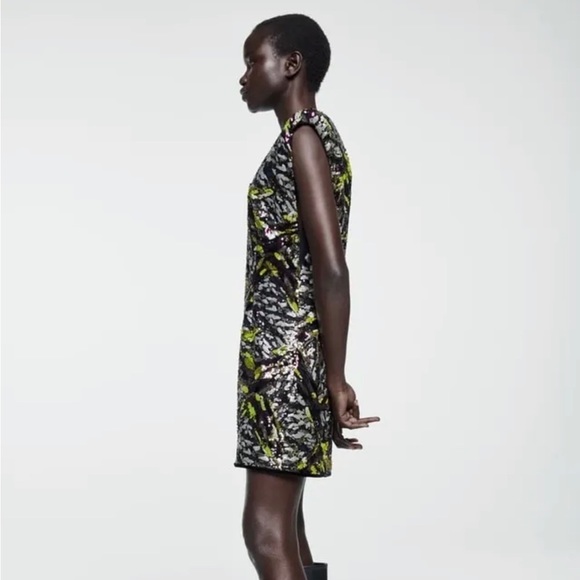 BNWOT Zara Sequin Mini Dress- Limited Edition - BLOGGER FAVOURITE - Picture 2 of 12